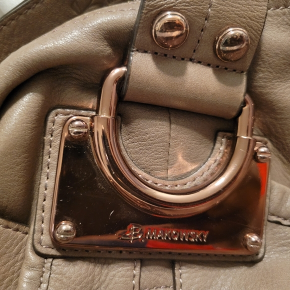 B. Makowsky Bag - Picture 6 of 7